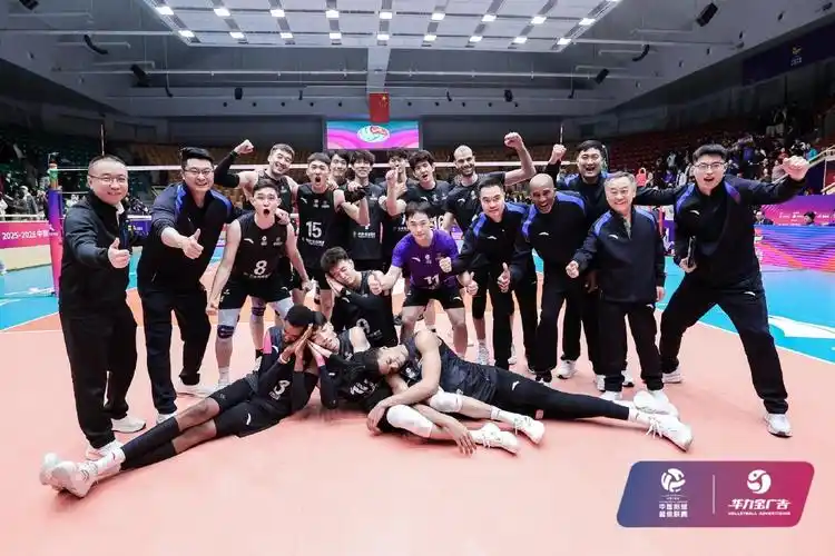 中超联赛：武汉三镇 VS 山东泰山